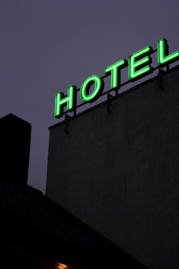 Hotel Gruener Baum Bretzenheim Екстер'єр фото