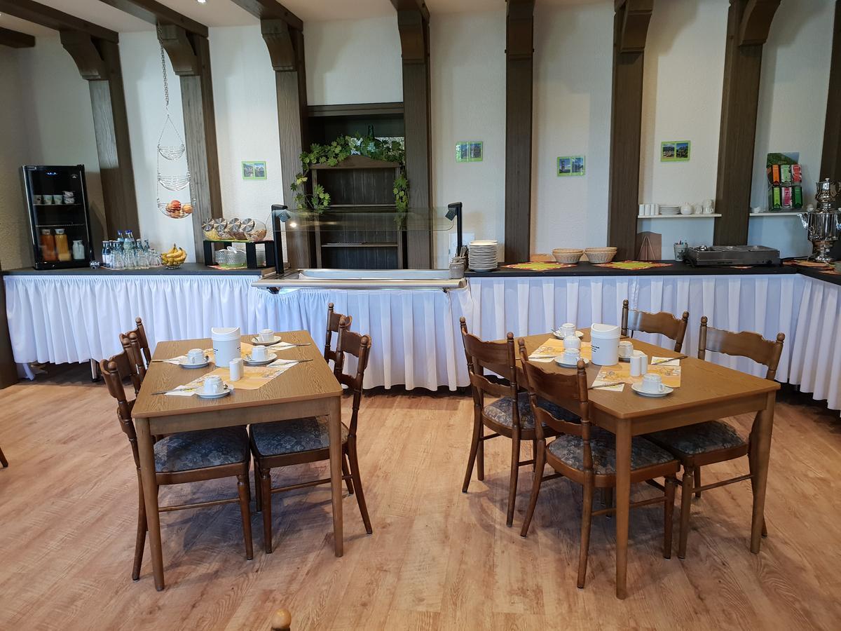 Hotel Gruener Baum Bretzenheim Екстер'єр фото